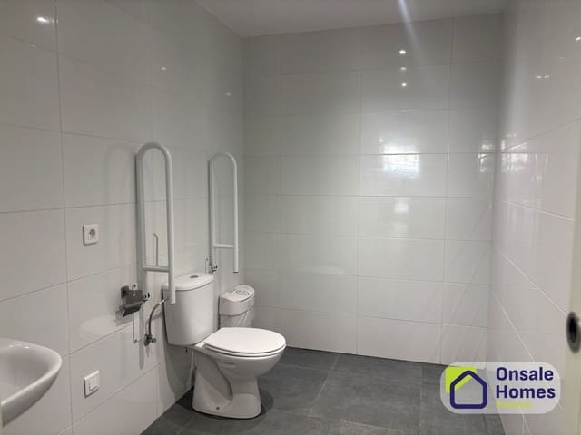 Komercyjne do wynajęcia w Playa Bajadilla - Puertos, Marbella - 3 500 € (Ref: 10031424)