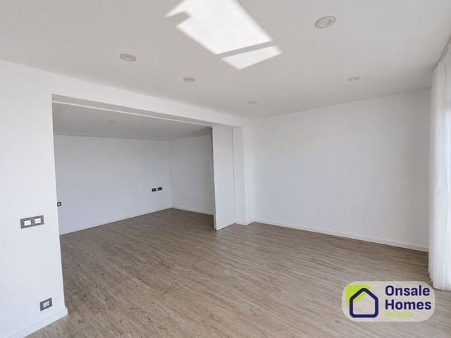 1 sypialnia Apartament na sprzedaż w Playa Bajadilla - Puertos, Marbella z garażem - 749 000 € (Ref: 10044421)