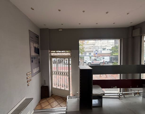 Comercial para arrendar em Casco Antiguo, Marbella - 2 300 € (Ref: 10048691)