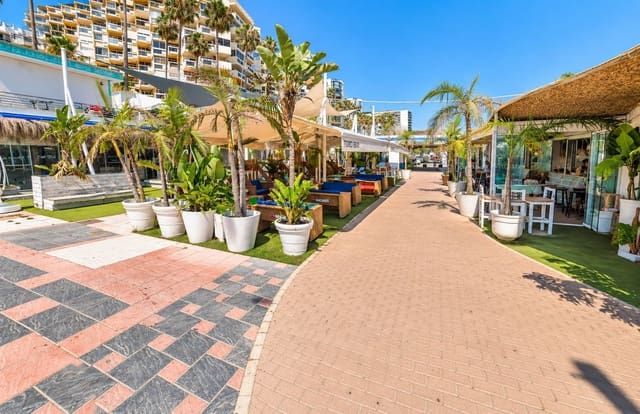 Commercieel te huur in Playa Bajadilla - Puertos, Marbella - € 2.300 (Ref: 10048692)