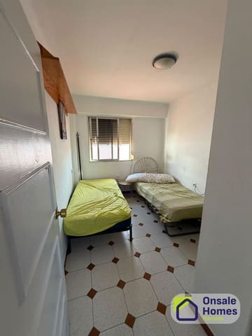 3 soverom Leilighet til salgs i Divina Pastora, Marbella med garasje - € 260 000 (Ref: 10066972)