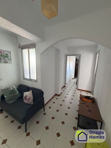 3 soverom Leilighet til salgs i Divina Pastora, Marbella med garasje - € 260 000 (Ref: 10066972)