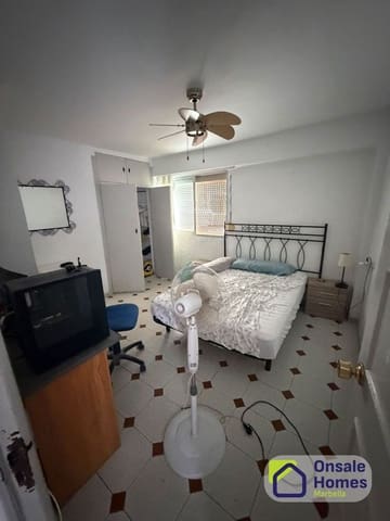 3 soverom Leilighet til salgs i Divina Pastora, Marbella med garasje - € 260 000 (Ref: 10066972)
