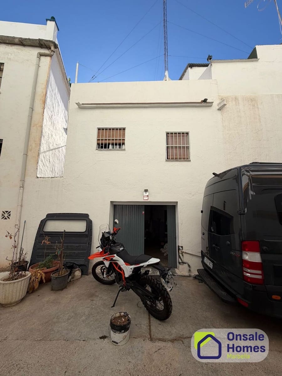 2 soverom Hus til salgs i Marbella med garasje - € 900 000 (Ref: 10074686)