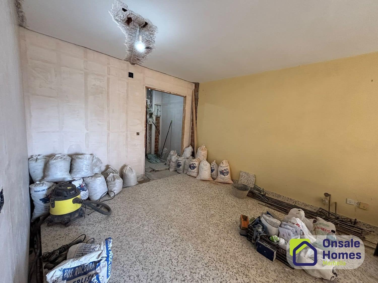4 soverom Leilighet til salgs i Marbella med garasje - € 375 000 (Ref: 10074687)