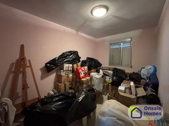 4 soverom Leilighet til salgs i Zona Miraflores, Marbella med garasje - € 375 000 (Ref: 10074687)