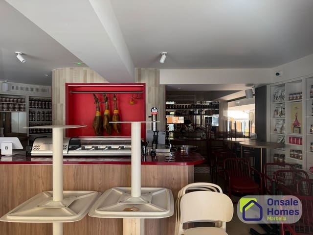Komercyjne do wynajęcia w Playa Bajadilla - Puertos, Marbella - 3 000 € (Ref: 10080262)