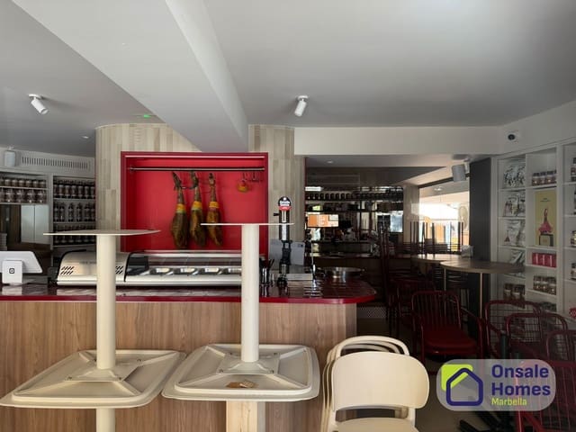 Komercyjne do wynajęcia w Playa Bajadilla - Puertos, Marbella - 3 000 € (Ref: 10080262)