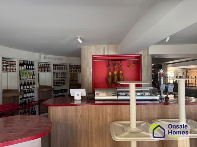 Komercyjne do wynajęcia w Playa Bajadilla - Puertos, Marbella - 3 000 € (Ref: 10080262)