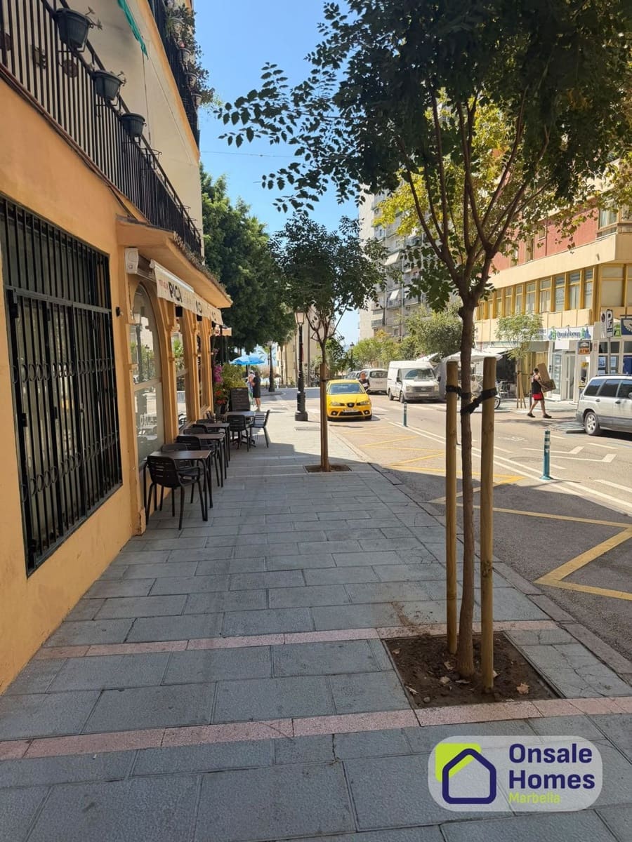Komercyjne do wynajęcia w Marbella - 3 000 € (Ref: 10080262)