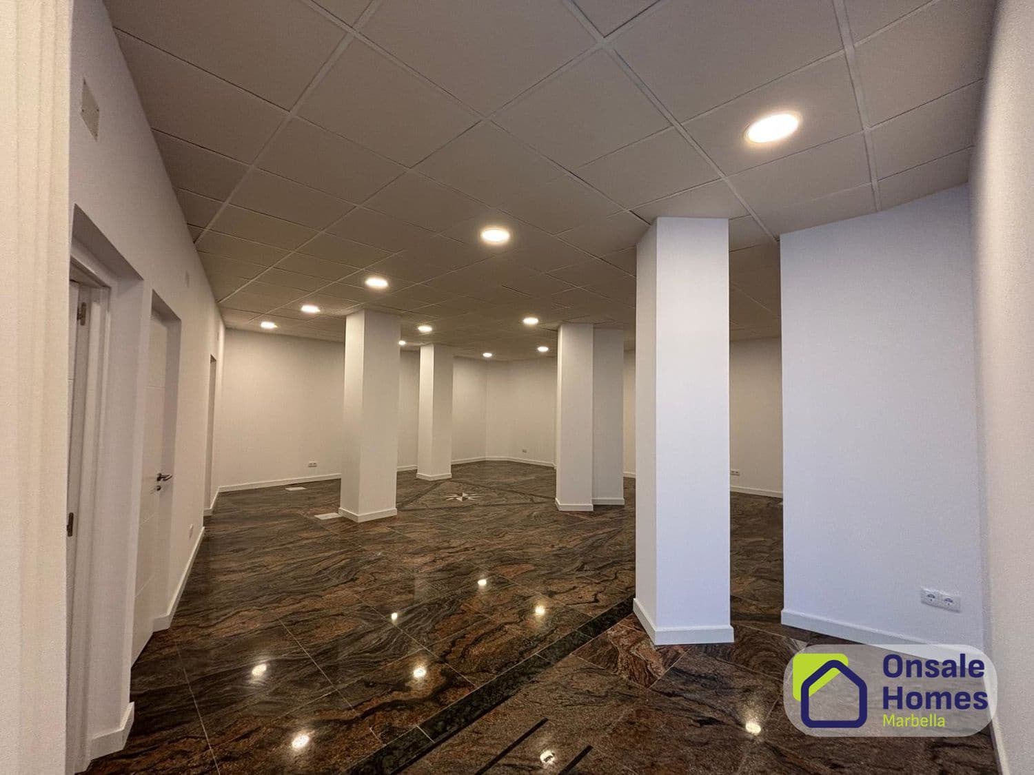 Local Comercial en Marbella en venta - 515.000 € (Ref: 10080263)