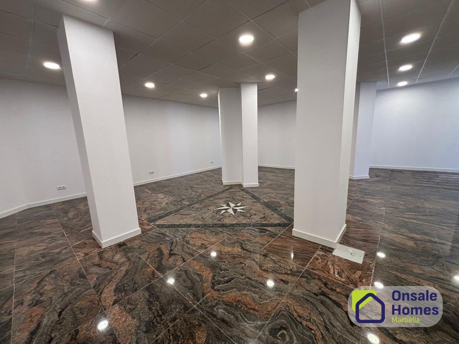Local Comercial en Marbella en venta - 515.000 € (Ref: 10080263)