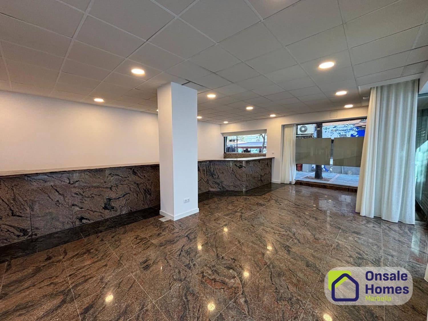 Local Comercial en Marbella en venta - 515.000 € (Ref: 10080263)