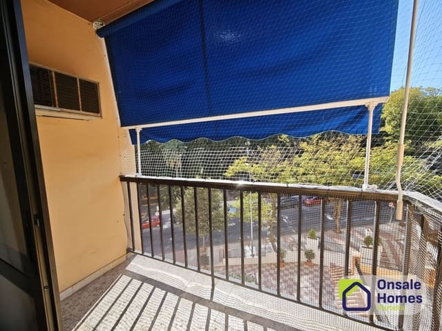 3 makuuhuone Huoneisto myytävänä paikassa Huerta Belón - Calvario, Marbella mukana 
autotalli - 355 000 € (Ref: 10080264)