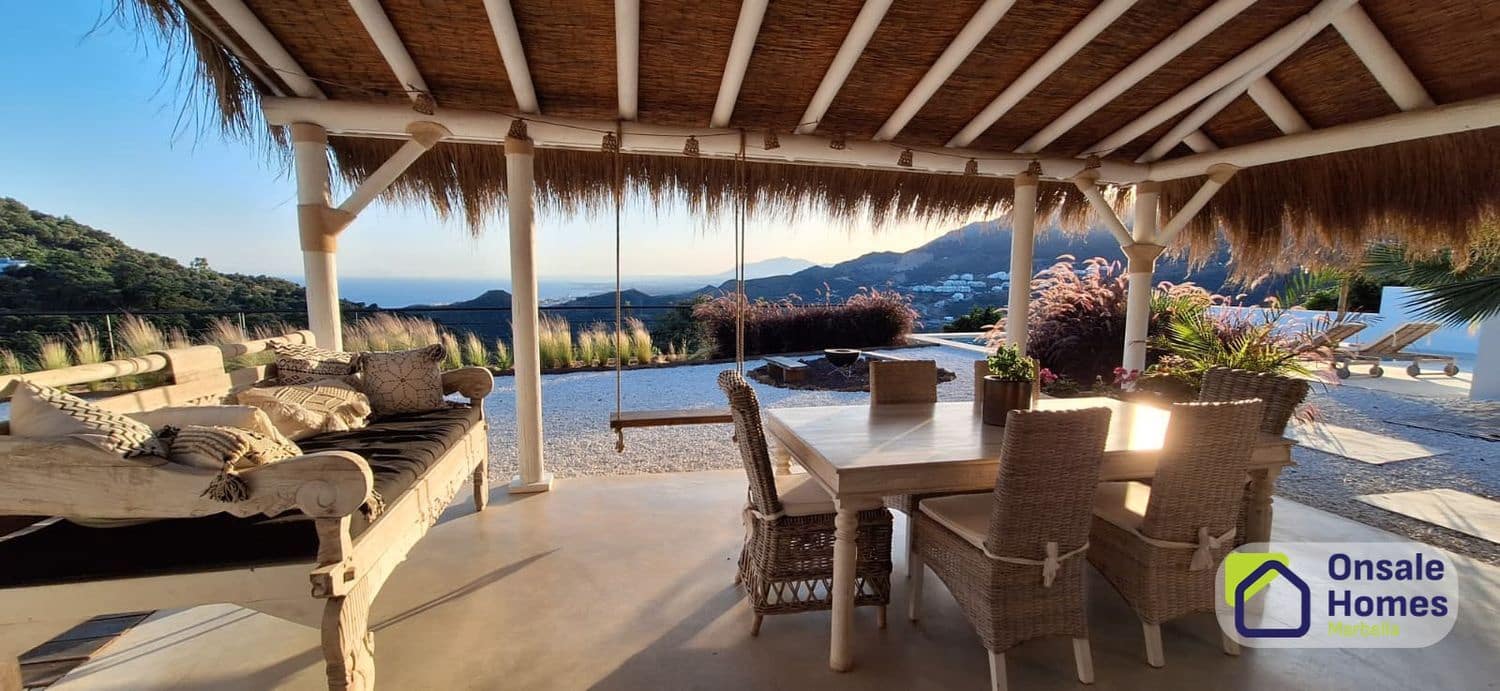 Chalet de 2 habitaciones en Marbella en venta con piscina garaje - 749.000 € (Ref: 10080265)