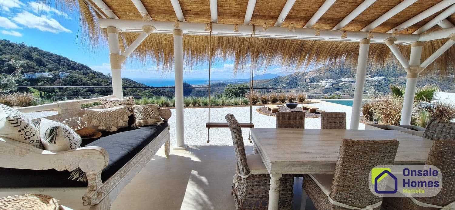 Chalet de 2 habitaciones en Marbella en venta con piscina garaje - 749.000 € (Ref: 10080265)