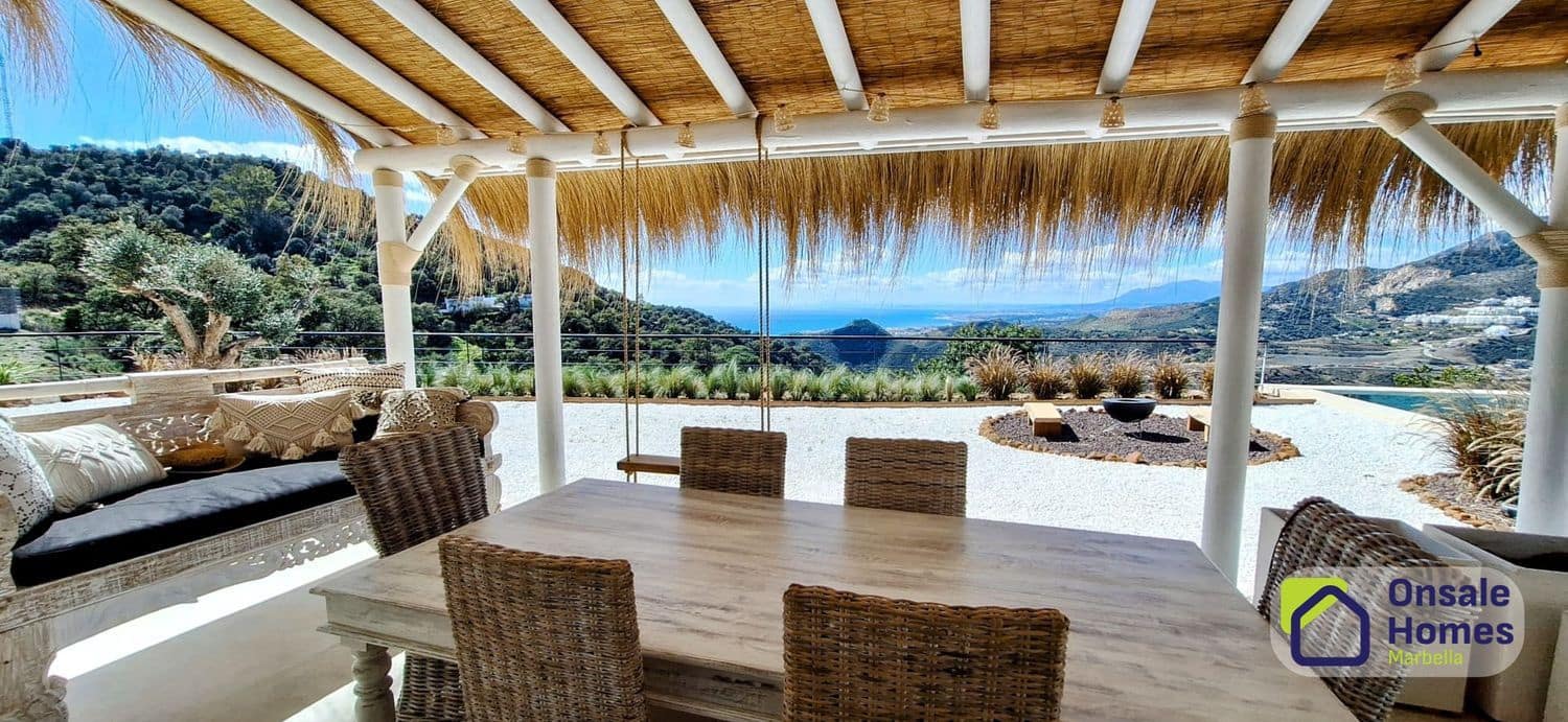 Chalet de 2 habitaciones en Marbella en venta con piscina garaje - 749.000 € (Ref: 10080265)