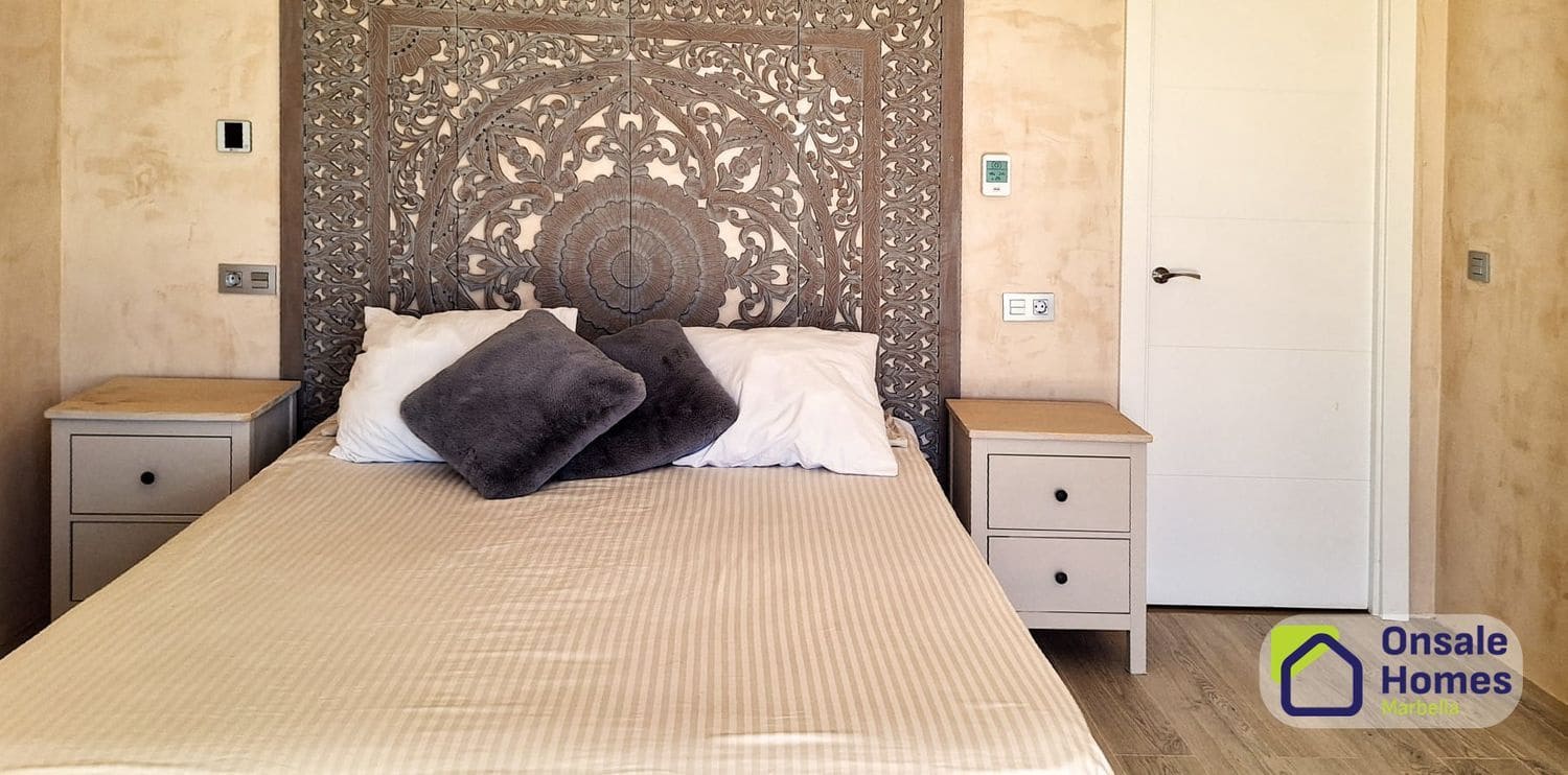 Chalet de 2 habitaciones en Marbella en venta con piscina garaje - 749.000 € (Ref: 10080265)