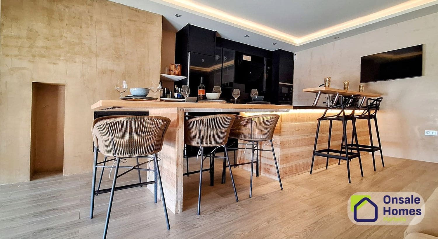 Chalet de 2 habitaciones en Marbella en venta con piscina garaje - 749.000 € (Ref: 10080265)