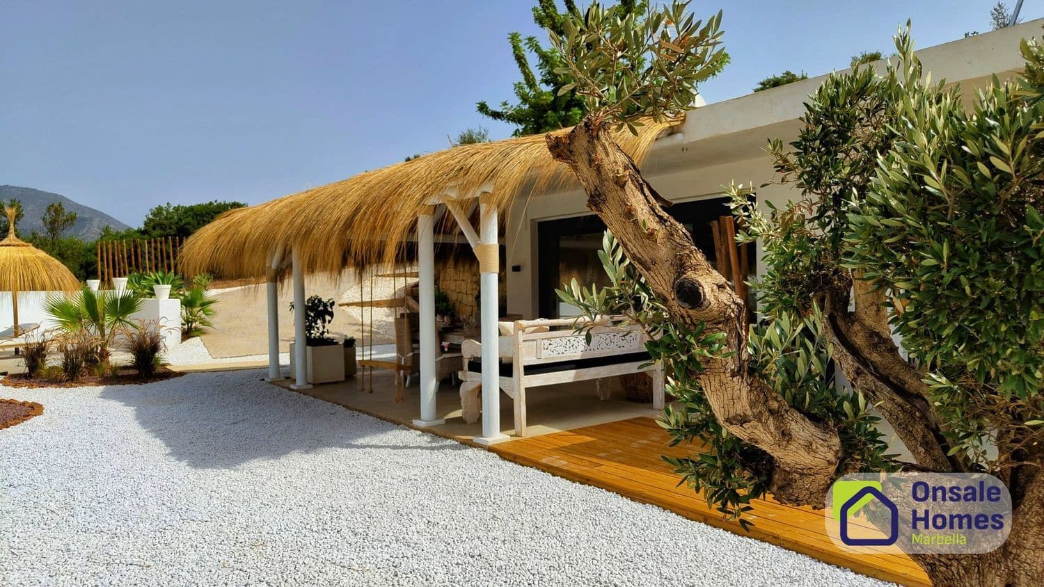 Chalet de 2 habitaciones en Marbella en venta con piscina garaje - 749.000 € (Ref: 10080265)