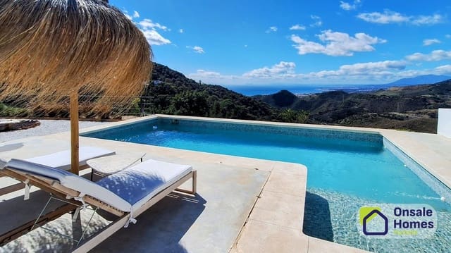 2 slaapkamer Villa te koop in Alto de los Monteros, Marbella met zwembad garage - € 749.000 (Ref: 10080265)