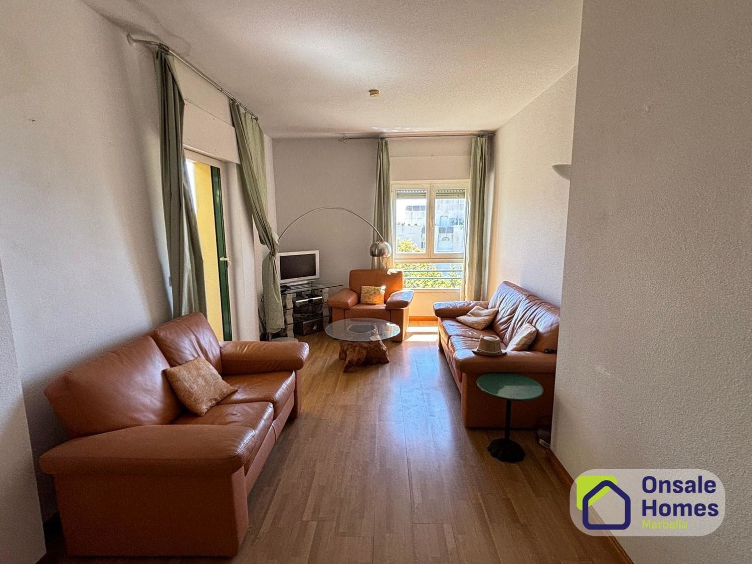 3 slaapkamer Appartement te koop in Marbella met garage - € 450.000 (Ref: 10093974)
