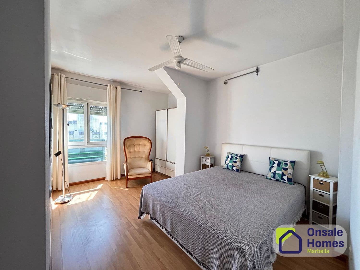 3 slaapkamer Appartement te koop in Marbella met garage - € 450.000 (Ref: 10093974)