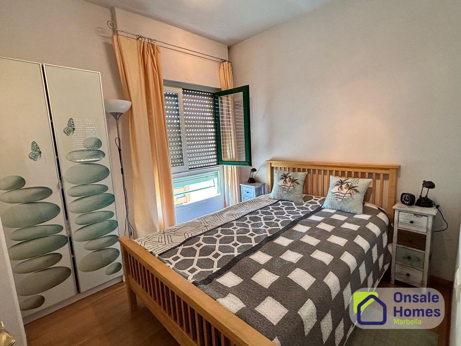 3 slaapkamer Appartement te koop in Marbella met garage - € 450.000 (Ref: 10093974)