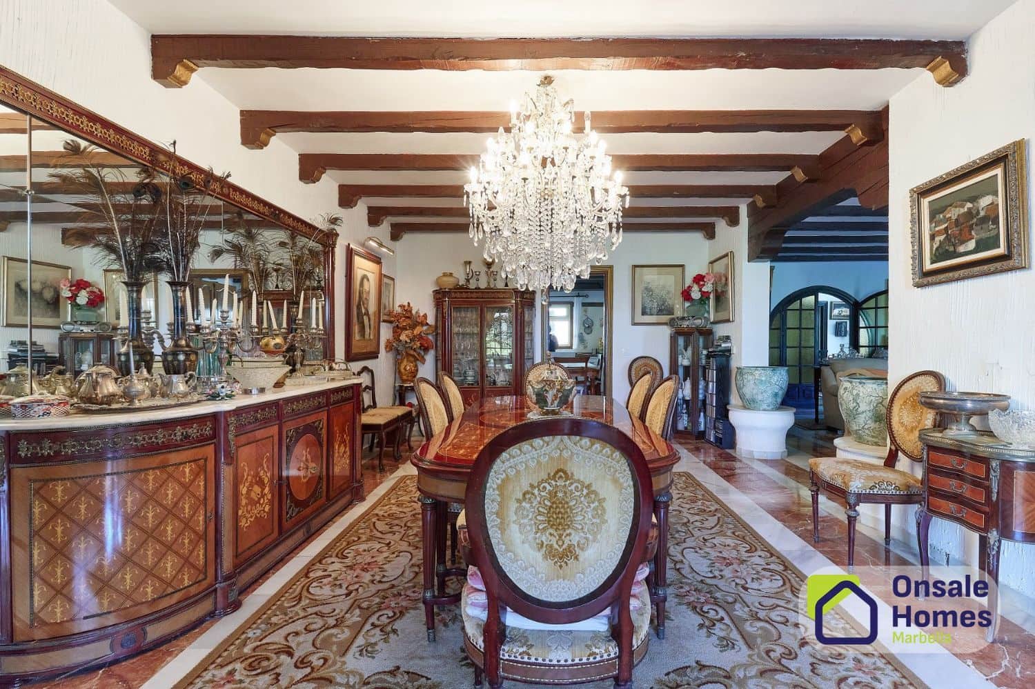 8 bedroom Villa for sale in Marbella with pool garage - € 2,120,000 (Ref: 10093976)