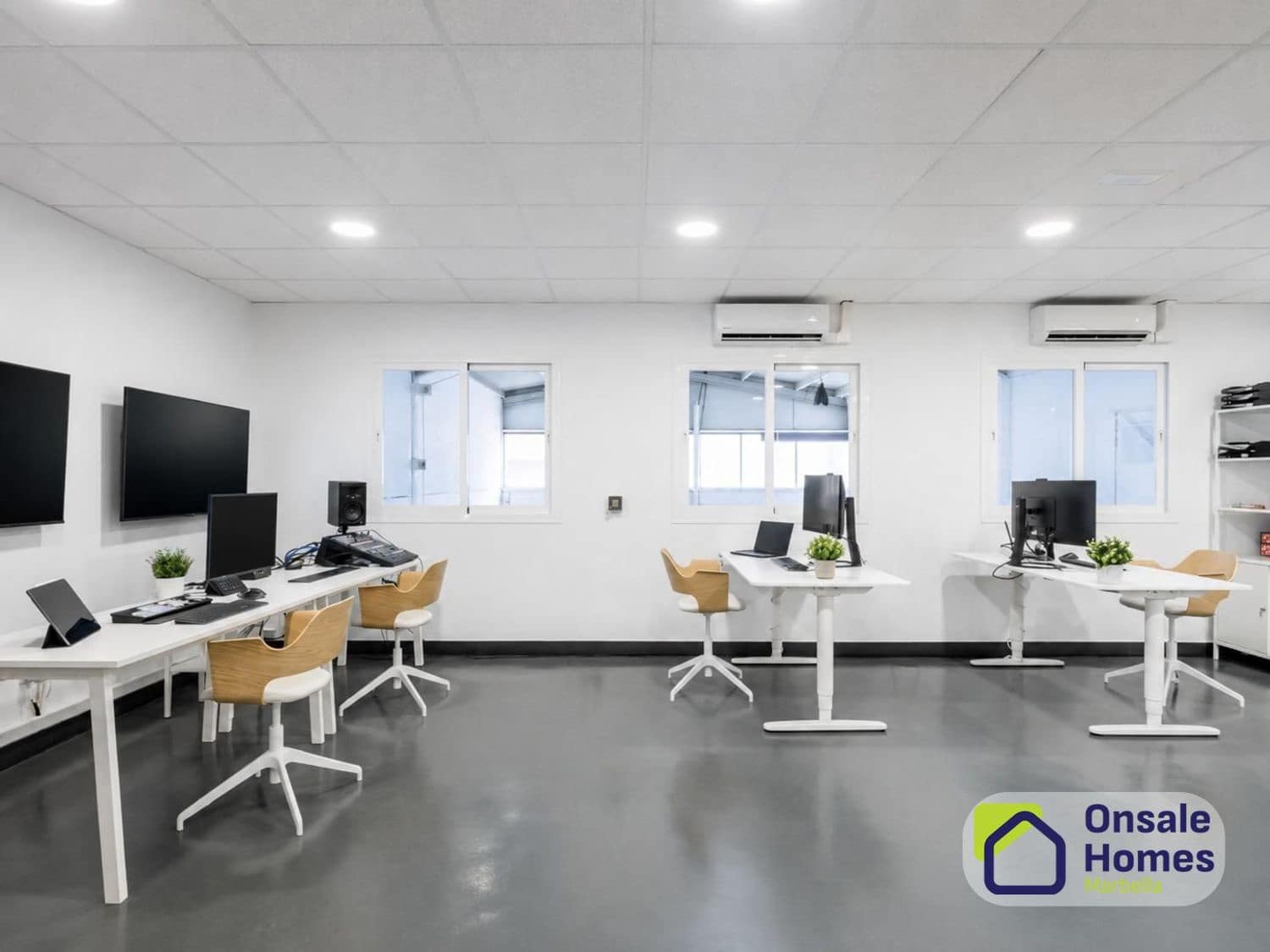 Gewerbe zu vermieten in San Pedro de Alcantara - 3.900 € (Ref: 10099467)