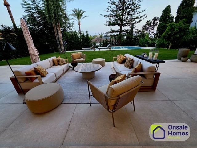 5 camera da letto Villa in vendita in Los Monteros, Marbella con piscina garage - 7.600.000 € (Rif: 10099469)