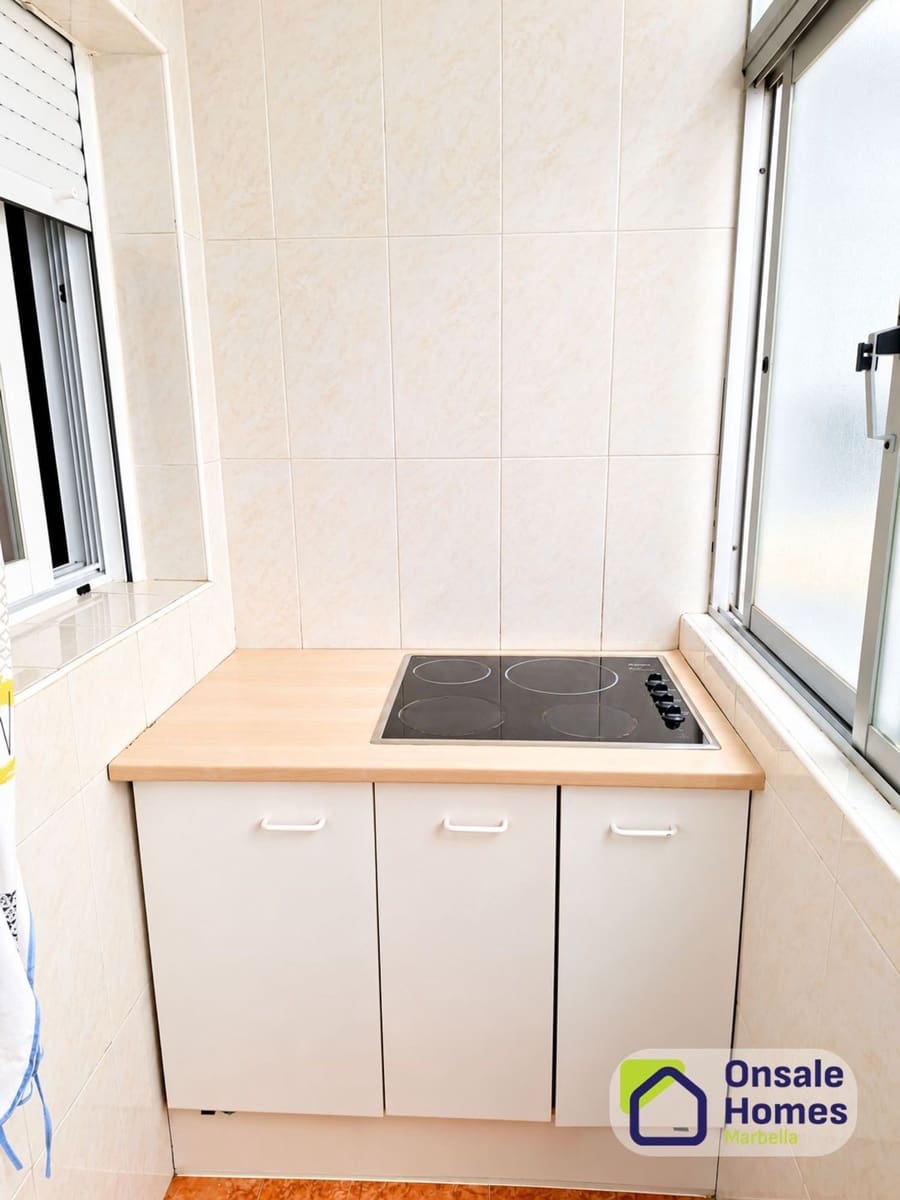 3 bedroom Apartment for sale in Marbella with garage - € 330,000 (Ref: 10101108)