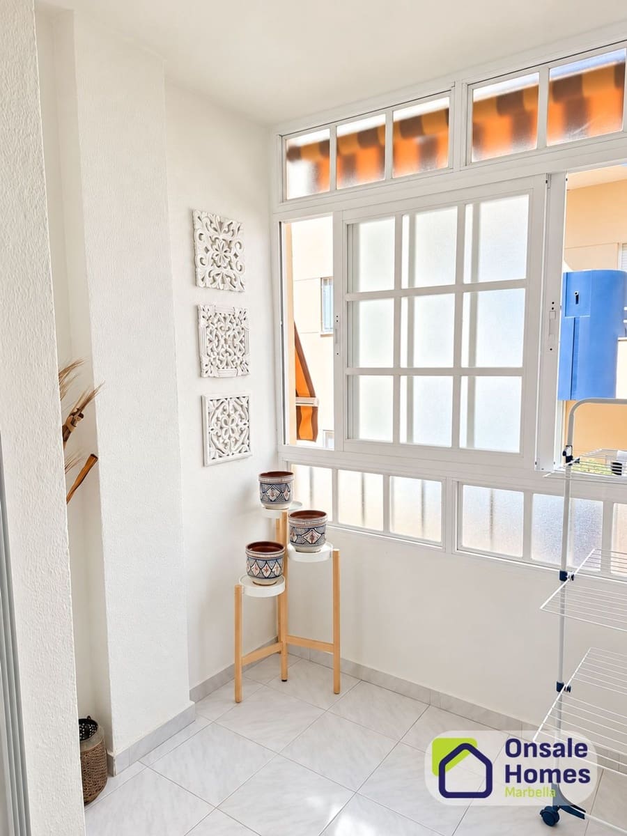 3 bedroom Apartment for sale in Marbella with garage - € 330,000 (Ref: 10101108)