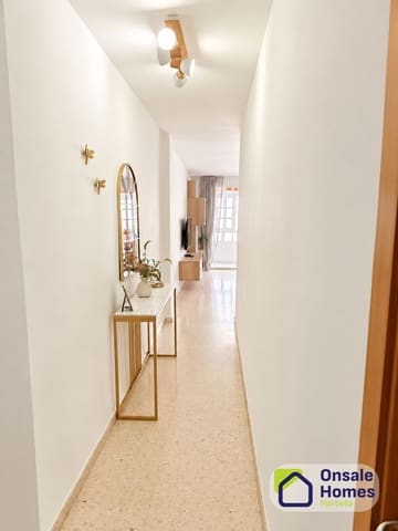 3 bedroom Apartment for sale in Divina Pastora, Marbella with garage - € 330,000 (Ref: 10101108)