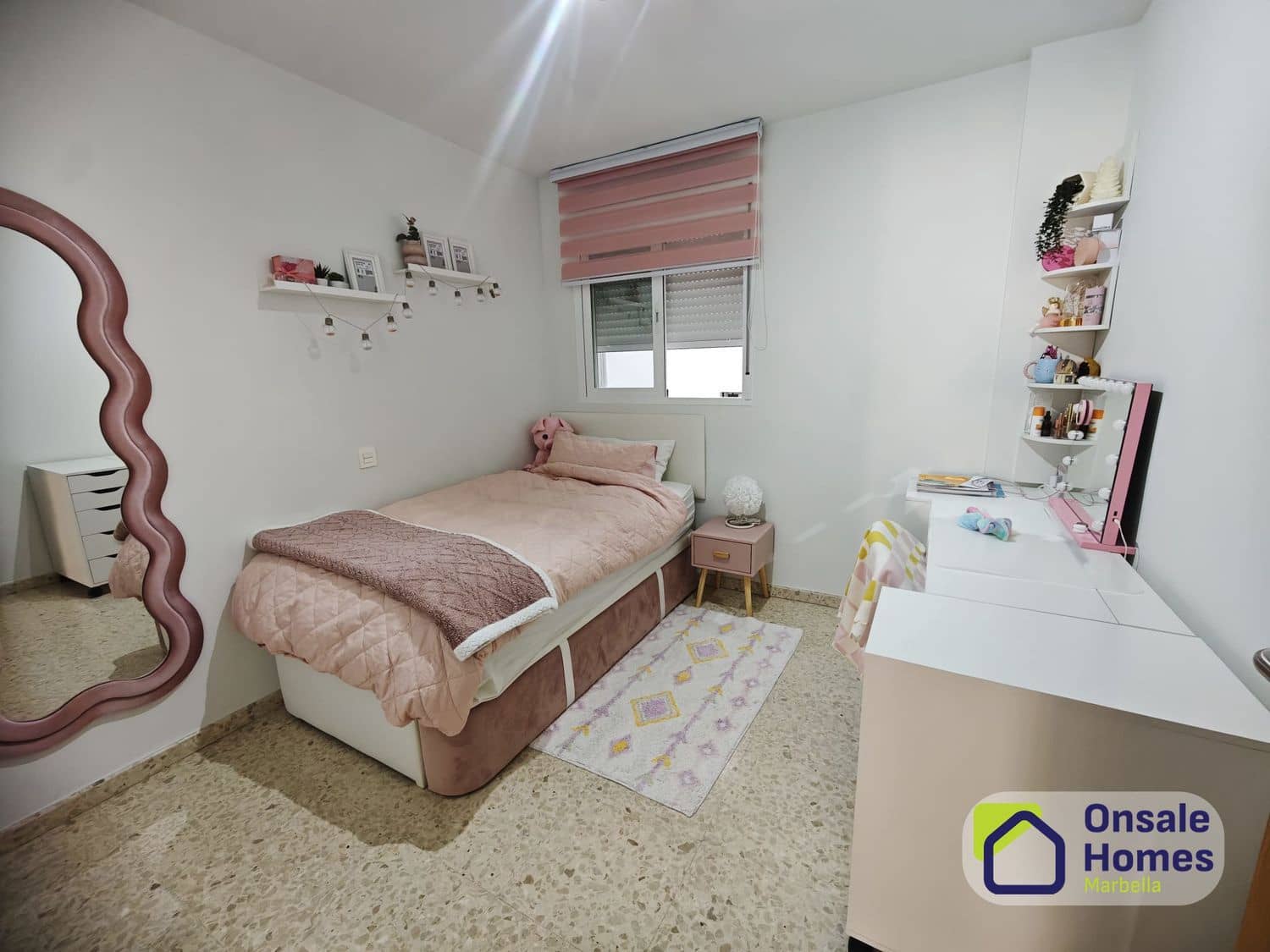 3 bedroom Apartment for sale in Marbella with garage - € 330,000 (Ref: 10101108)