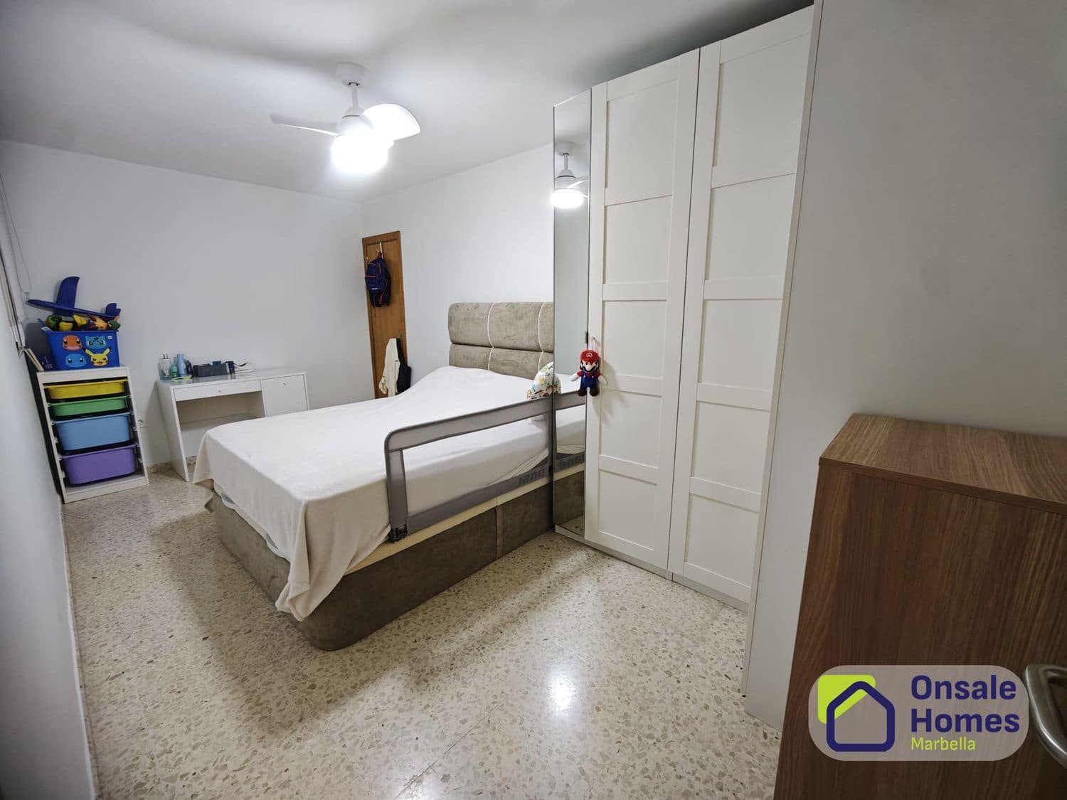 3 bedroom Apartment for sale in Marbella with garage - € 330,000 (Ref: 10101108)