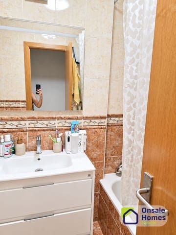 3 bedroom Apartment for sale in Divina Pastora, Marbella with garage - € 330,000 (Ref: 10101108)