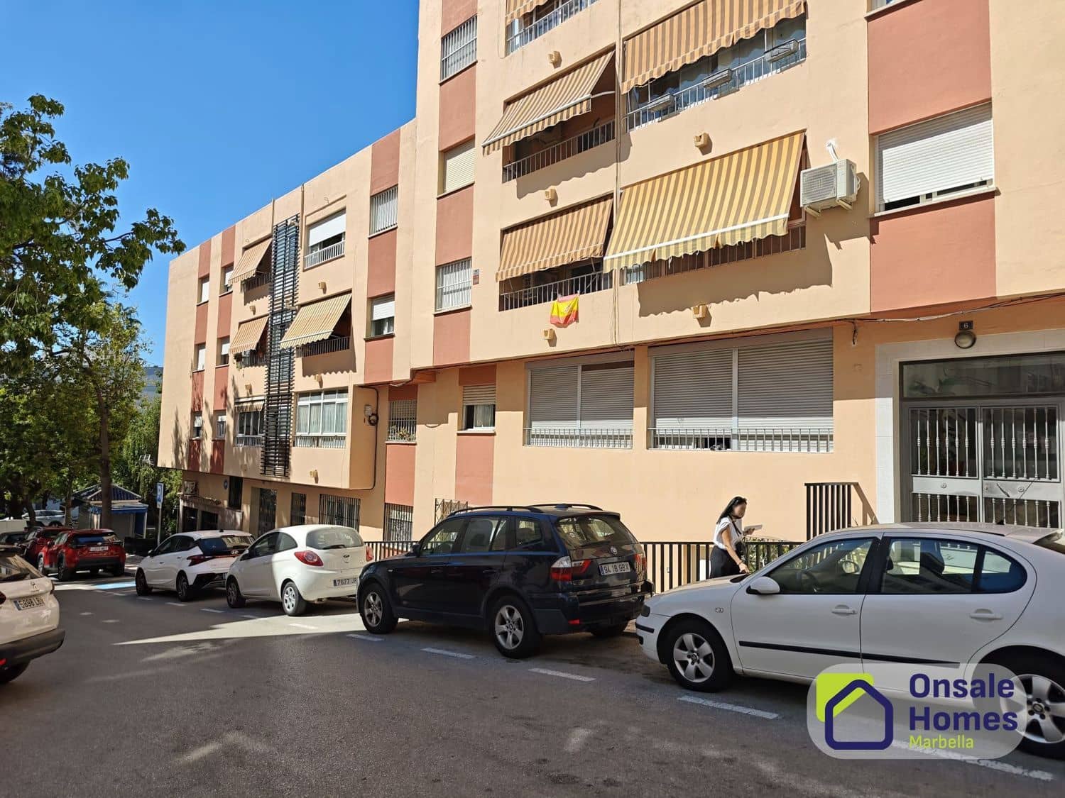 3 bedroom Apartment for sale in Marbella with garage - € 330,000 (Ref: 10101108)