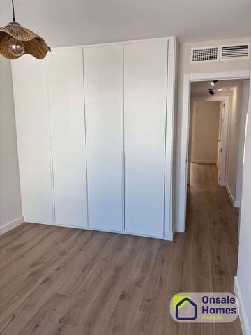 2 camera da letto Appartamento in vendita in Playa Bajadilla - Puertos, Marbella con garage - 450.000 € (Rif: 10101110)