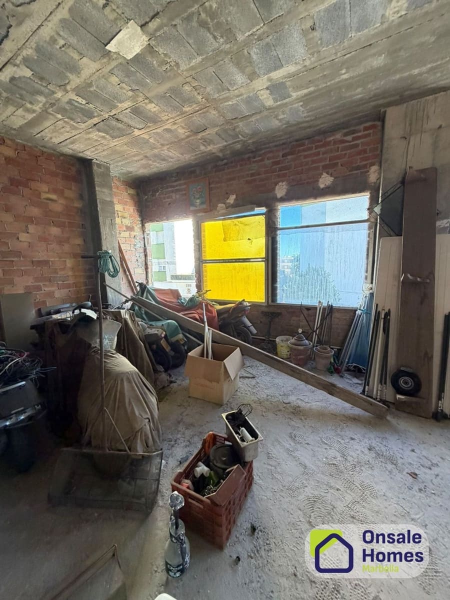 Kommersiell til salgs i Marbella - € 250 000 (Ref: 10108662)