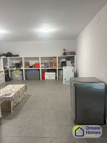 Commerciale in vendita in Playa Bajadilla - Puertos, Marbella - 250.000 € (Rif: 10108663)