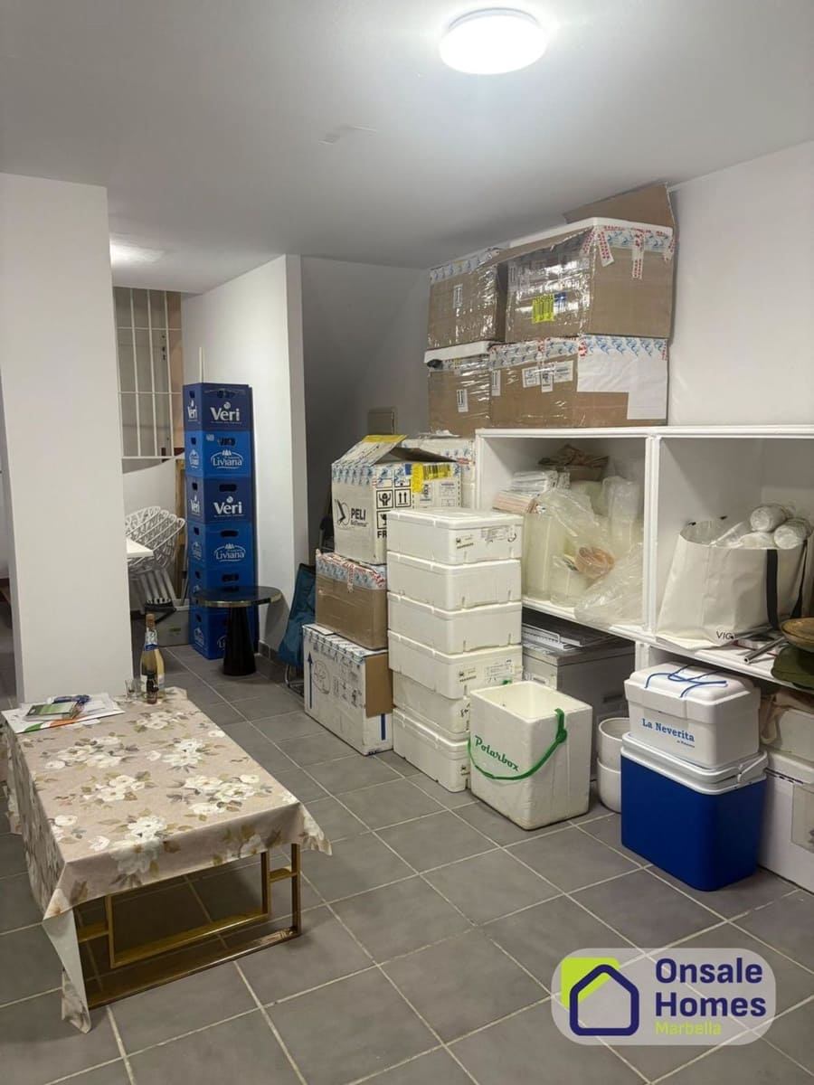 Kommersiell til salgs i Marbella - € 250 000 (Ref: 10108663)
