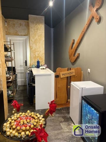 Commerciale in vendita in Playa Bajadilla - Puertos, Marbella - 250.000 € (Rif: 10108663)