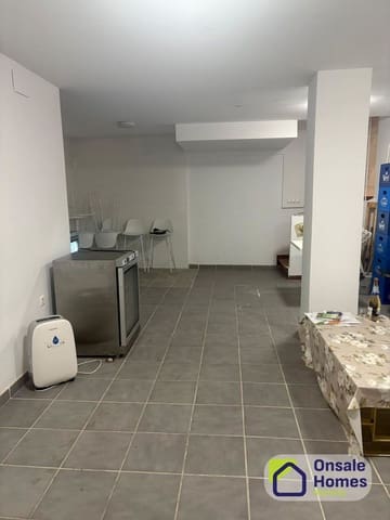 Commerciale in vendita in Playa Bajadilla - Puertos, Marbella - 250.000 € (Rif: 10108663)