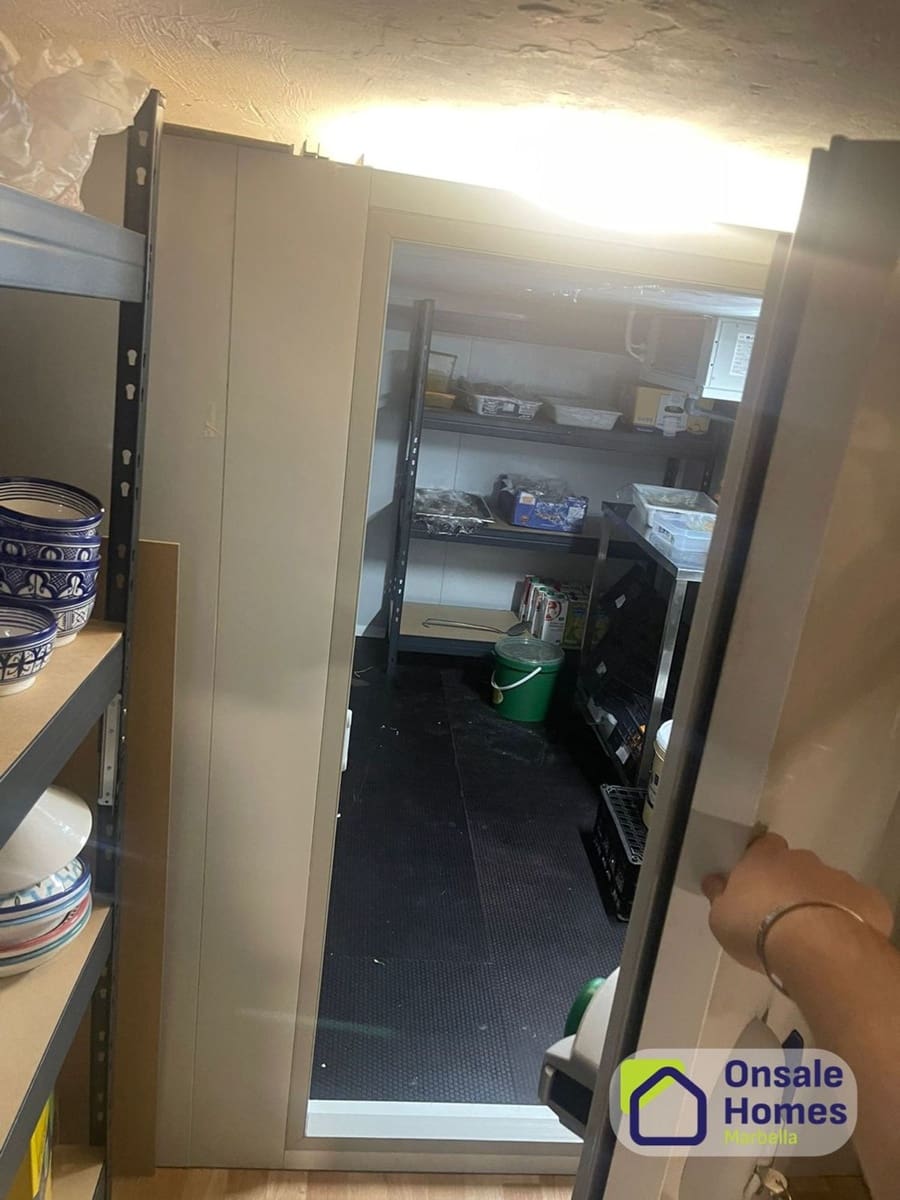 Kommersiell att hyra i Marbella - 1 900 € (Ref: 10108664)