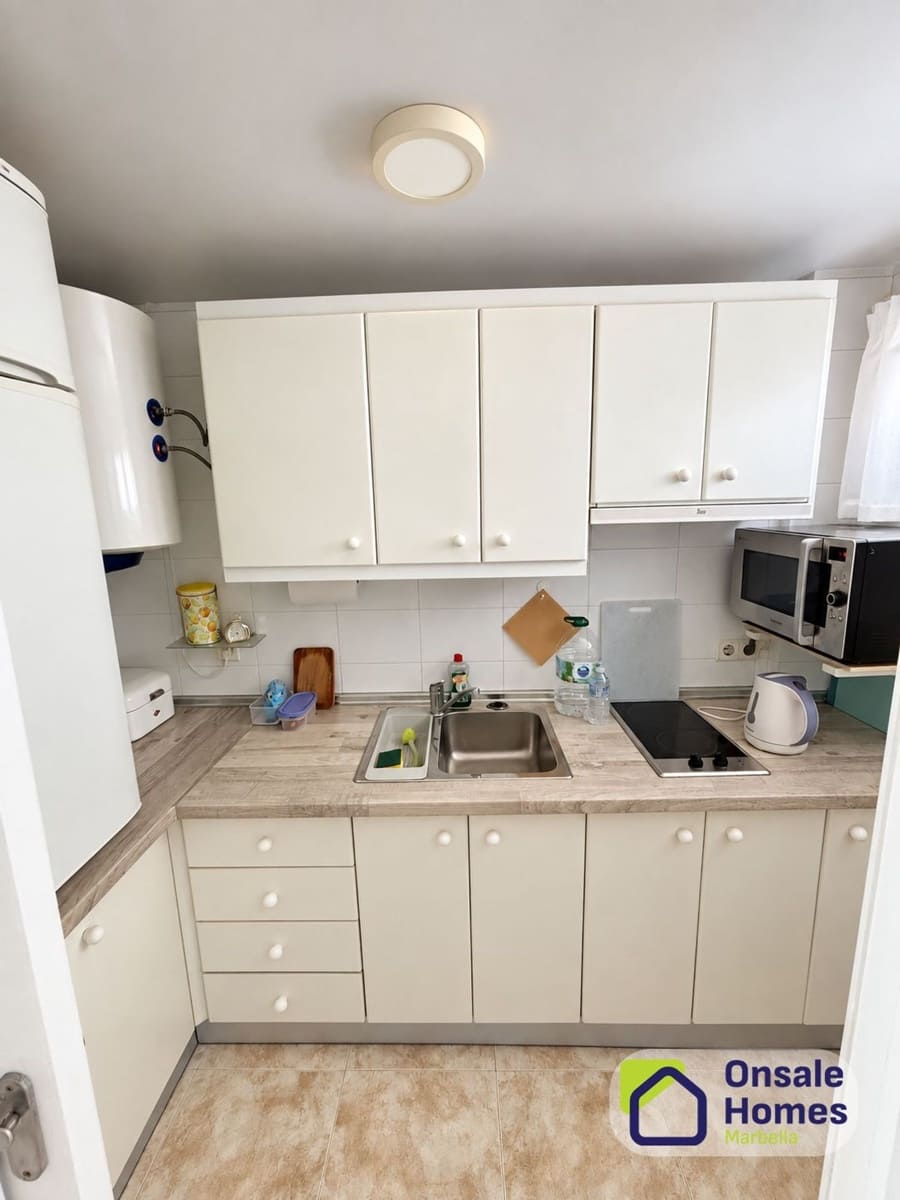 Lejlighed til salg i Marbella med garage - € 280.000 (Ref: 10108665)