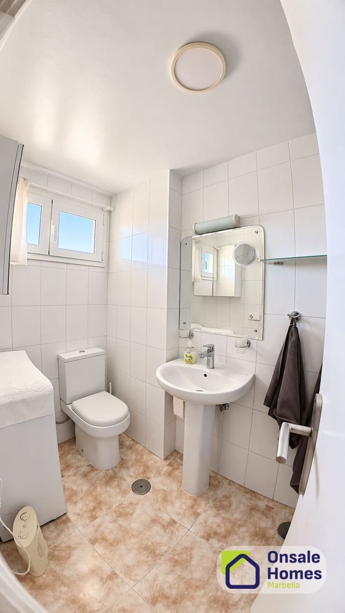 Lejlighed til salg i Marbella med garage - € 280.000 (Ref: 10108665)