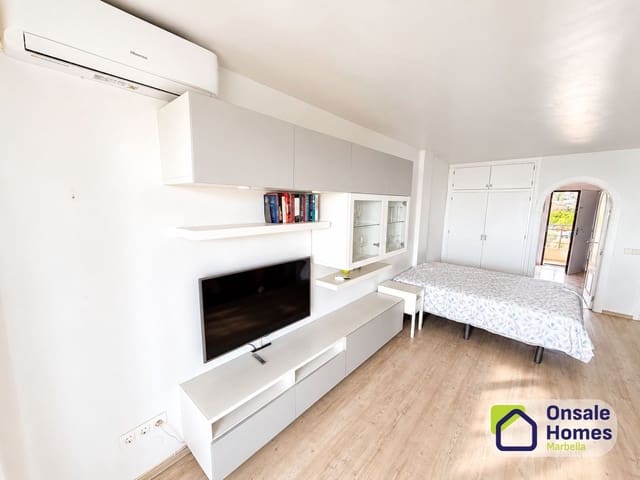 Lägenhet till salu i Las Chapas, Marbella med garage - 270 000 € (Ref: 10108665)