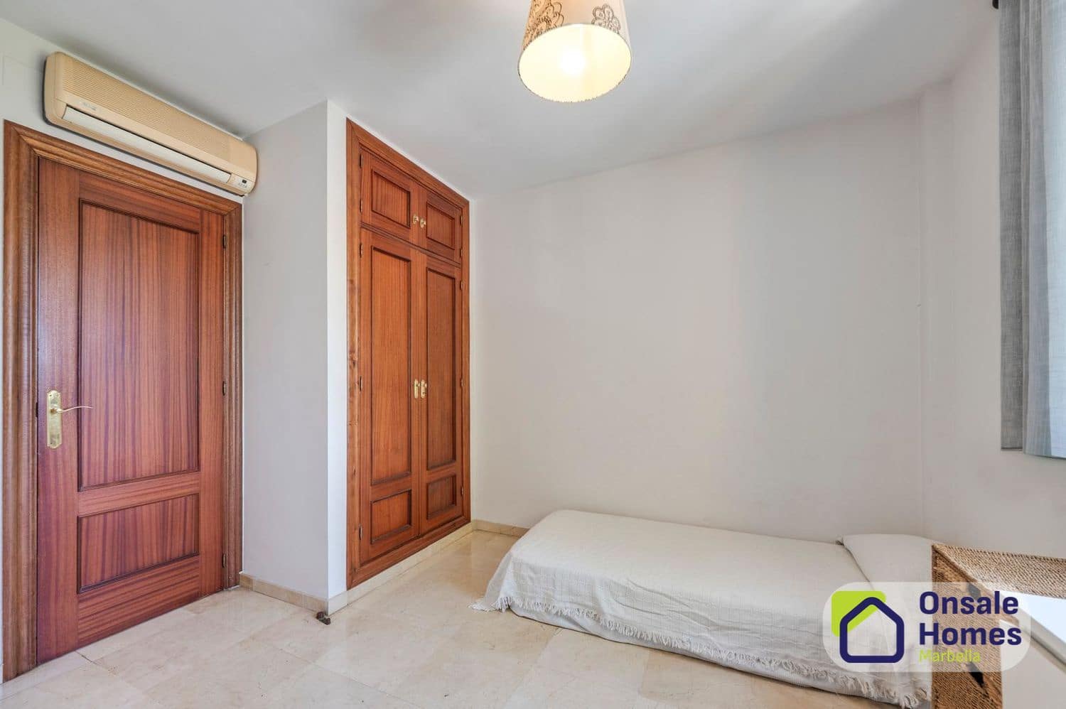 4 sypialnia Dom na sprzedaż w Marbella z basenem garażem - 590 000 € (Ref: 10118522)