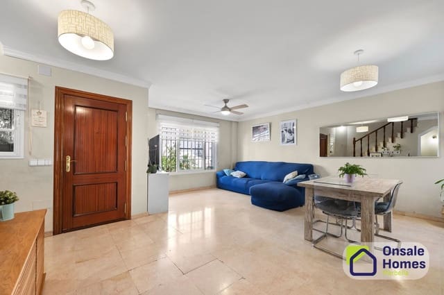 4 sypialnia Dom na sprzedaż w Torrecilla - La Cañada, Marbella z basenem garażem - 590 000 € (Ref: 10118522)